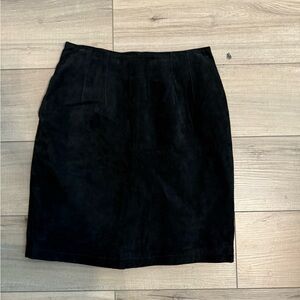 Vintage Global Identity Genuine Leather Black Suede Mini Skirt
